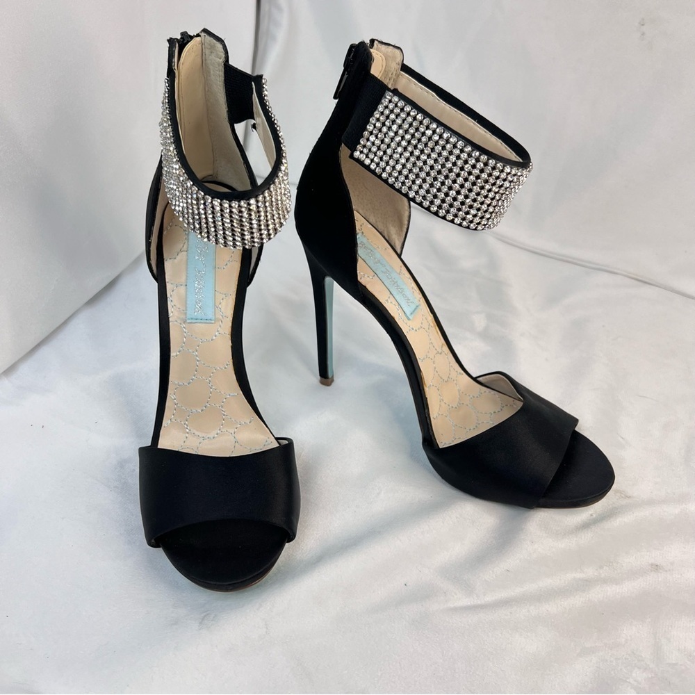 Blue by Betsey Johnson SB-Unite Bling Heels Size 7.5 - Picture 11 of 11